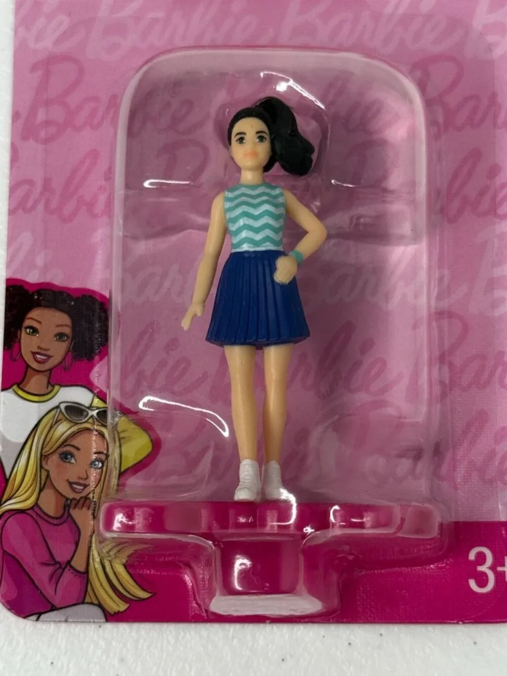 Barbie Mini Figure Blue Chevron Top Navy Skirt New